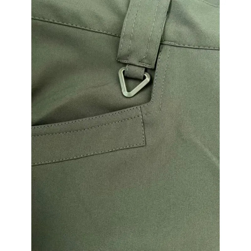 Waist attachment ring and stitching detail